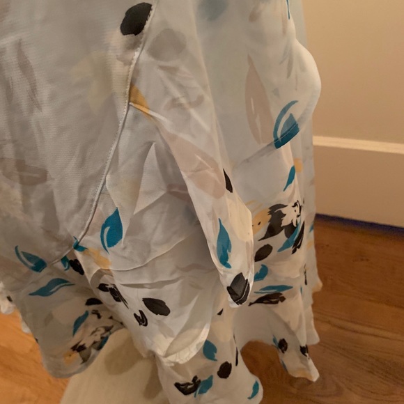 Lane Bryant NWT hi-low floral print skirt - Picture 3 of 11